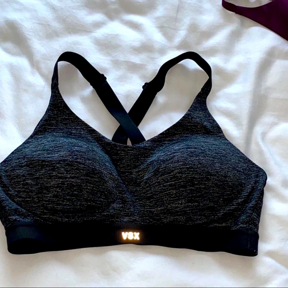 New Sports Bra Racerback Lightly Lined No Wire‎ 34B